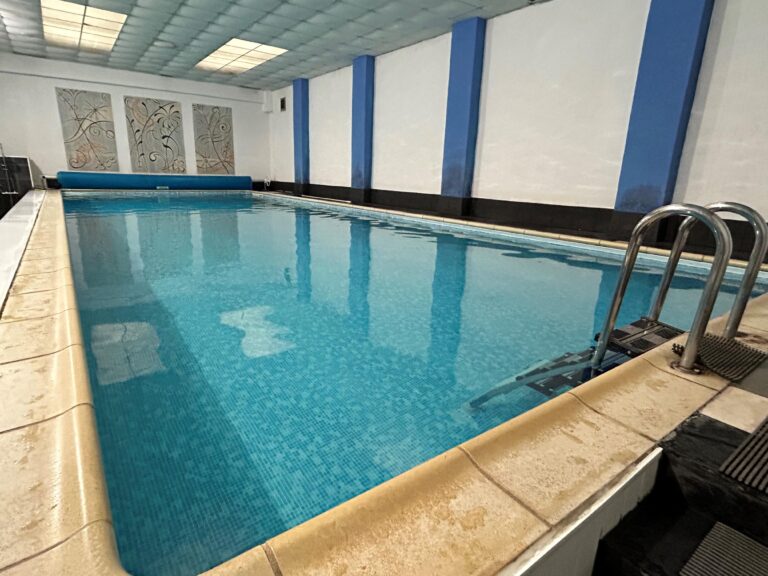 Baby Swimming Lessons – Turtle Tots Bath & West Wilts – Pool – Corsham First Step Gym