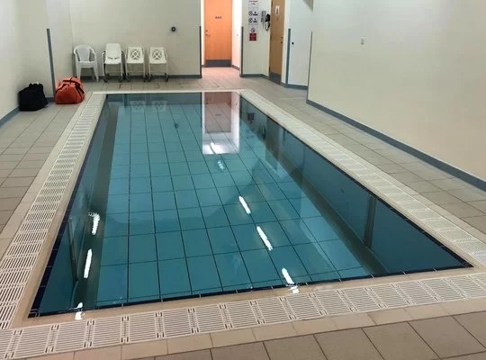 Baby Swimming Lessons – Turtle Tots Herefordshire & Worcester – Pool – Barrs Court School