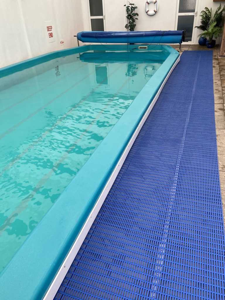 Baby Swimming Lessons – Turtle Tots Staffordshire – Pool – Brewood Pool