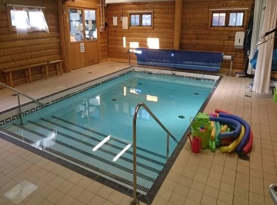 Baby Swimming Lessons – Turtle Tots Surrey & North Hampshire – Pool – Henry Tyndale School