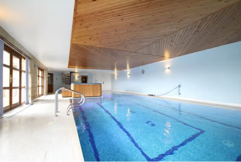 Turtle Tots Baby Swimming Lessons - Turtle Tots Central Scotland - Campsie View Pool